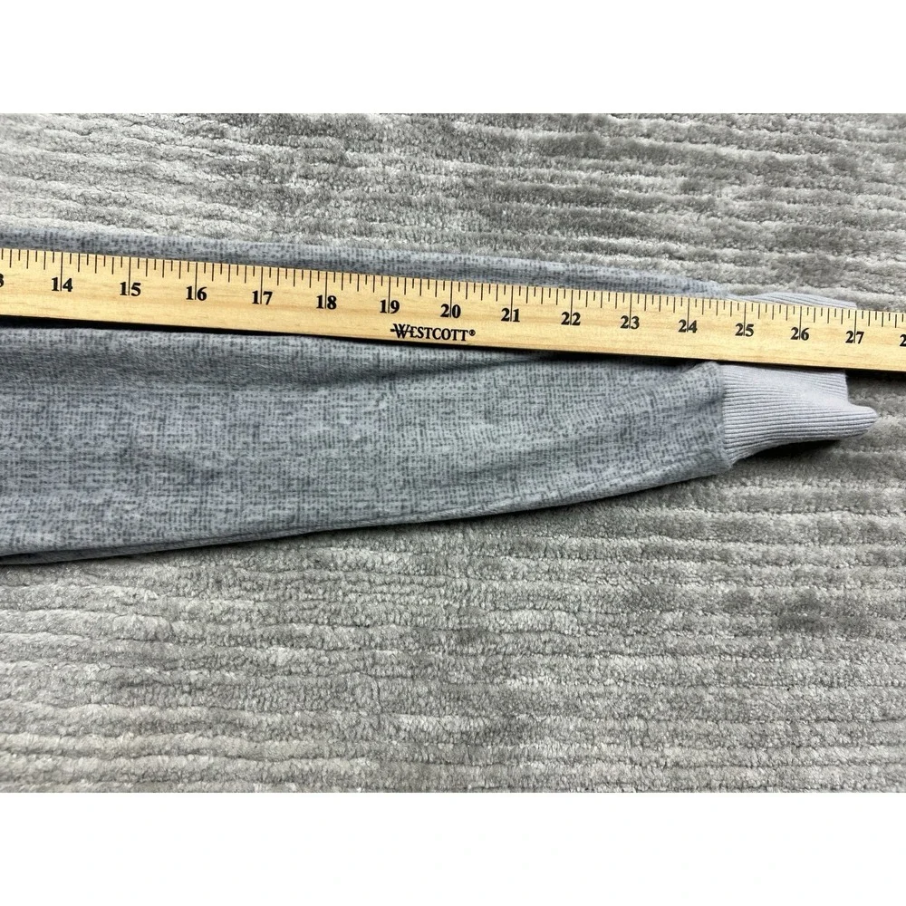Secret Treasures Top Womens Medium Gray‎ Long Sleeve Pajama Soft Polyester Blend